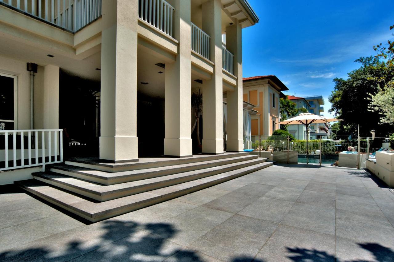 Le Rose Suite Hotel Ρίμινι Εξωτερικό φωτογραφία