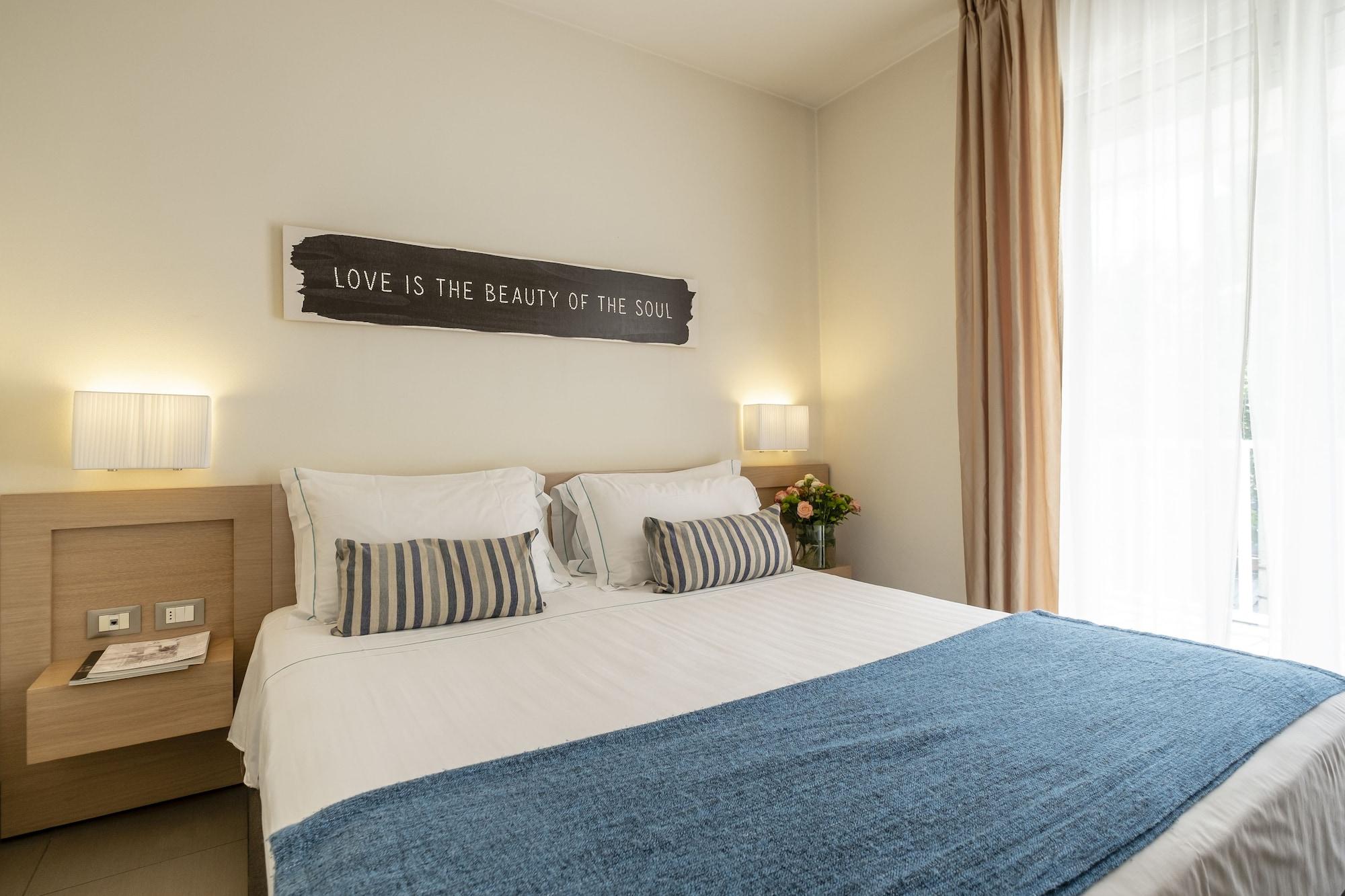 Le Rose Suite Hotel Ρίμινι Εξωτερικό φωτογραφία